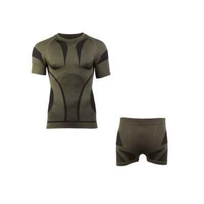 Funktionsset PERFORMANCE Shirt und Shorts GRÜN