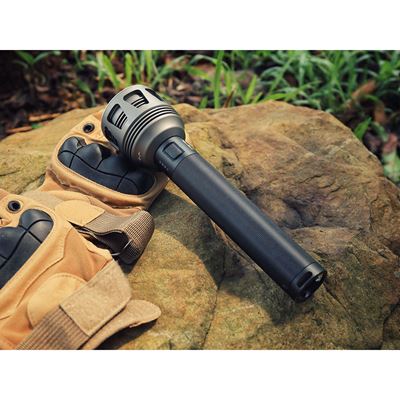 Taschenlampe THUNDER SEARCHLIGHT 3600 Lumen
