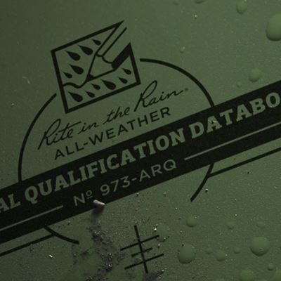 Notizbuch wasserabweisend ANNUAL QUALIFICATION 4,875" x 7" GRÜN