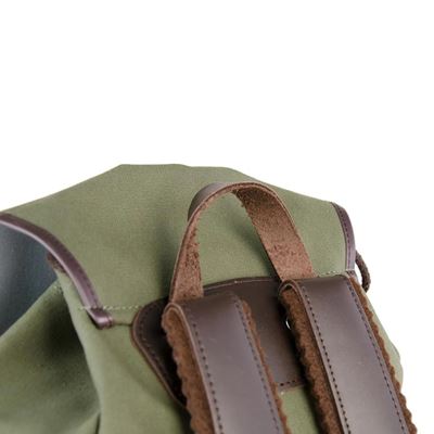 Wander und Freizeitrucksack Lederboden 14l OLIVE