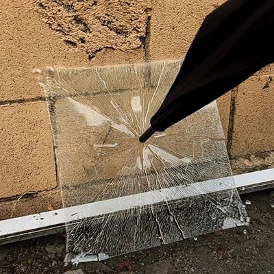 Klappbarer Taktischer Regenschirm mit Glaszerbrecher SCHWARZ
